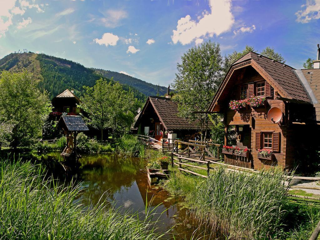 Ferienhaus Bettina Rassis Feriendorf Donnersbachwald Exterior photo